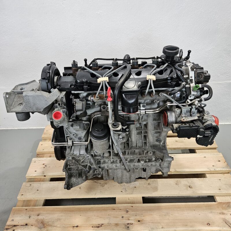 motor volvo d5 frente