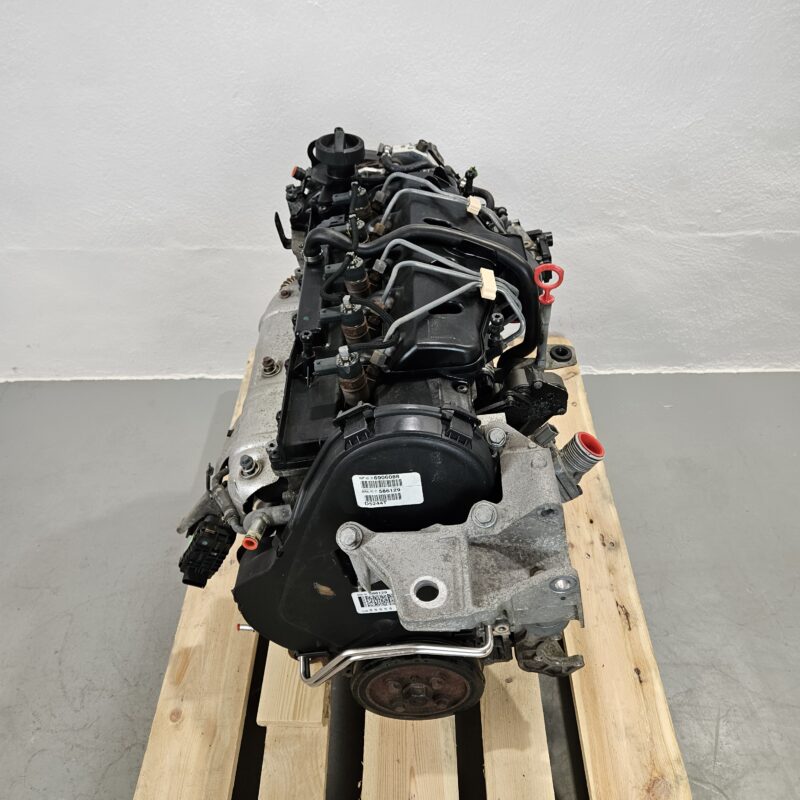 motor volvo d5 lado