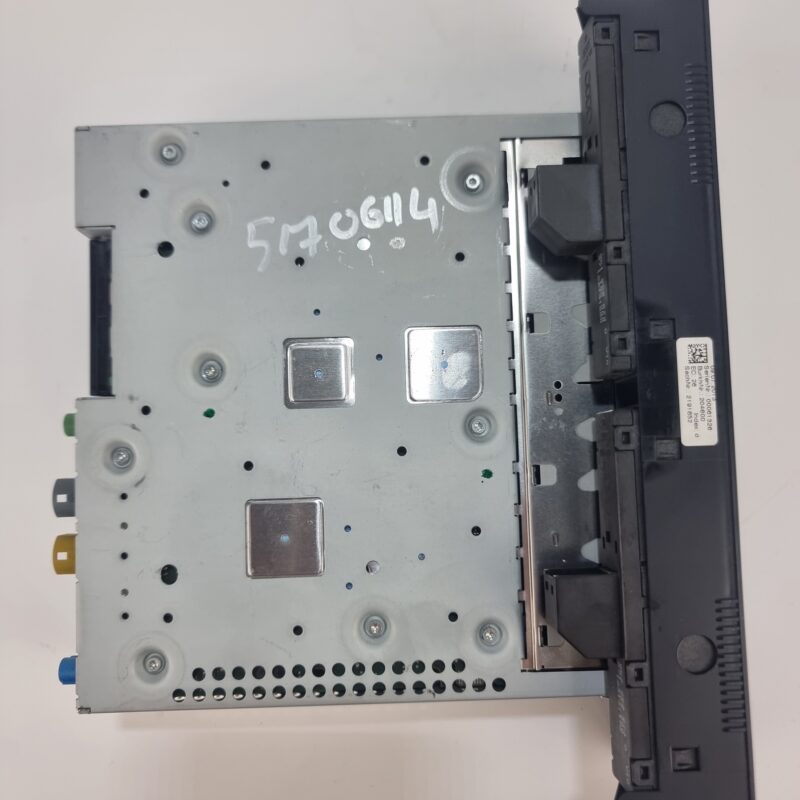 Radio Audi A4 8R2035666F - Imagen 2