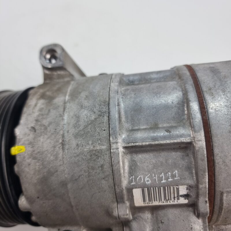 Compresor Mercedes E220 A0008302600 - Imagen 4