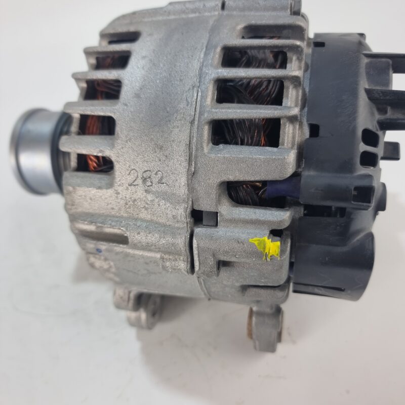 Alternador Skoda 1.5 Tsi 05E903026C - Imagen 4