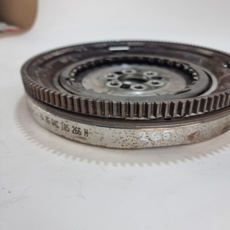 Volante Motor Vw T-Cross 1.0 Tsi 04C105266H - Imagen 5