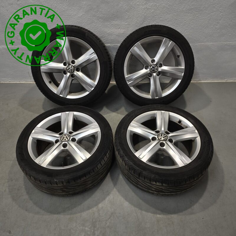 Juego De 4 Llantas 17" Con Neumaticos Vw Passat 3AA601025E