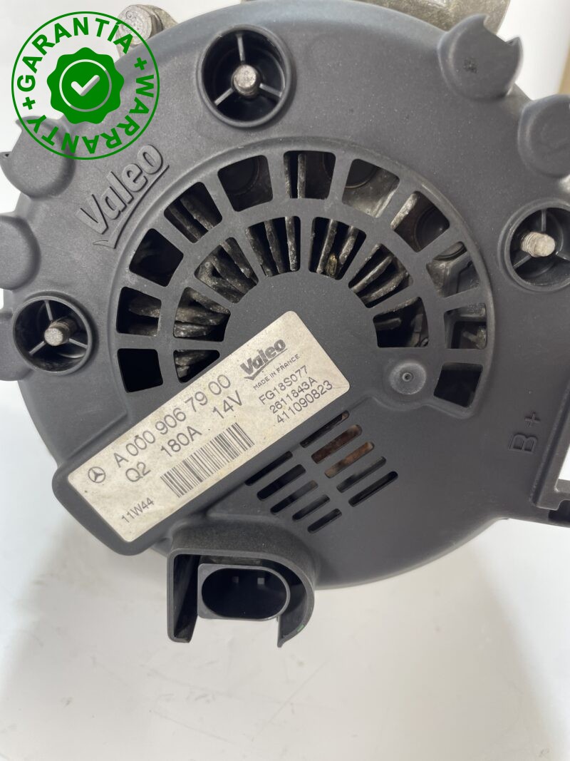Alternador Mercedes-Benz E220 Cdi A0009067900 - Imagen 4
