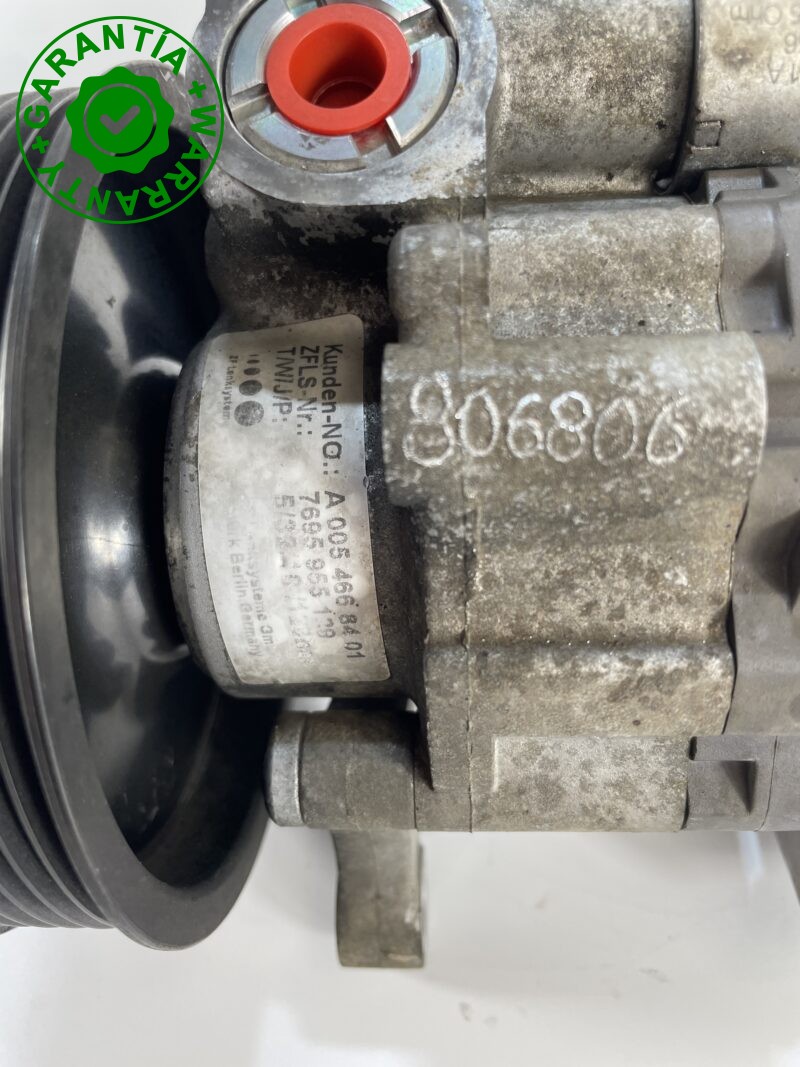 Bomba Direccion Mercedes-Benz E350 Cdi A0054668401 (173544 Kms) - Imagen 5