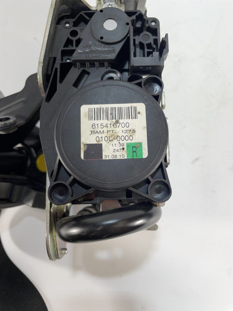 CINTURON DELANTERO DERECHO MERCEDES-BENZ A2078603685 - Imagen 3