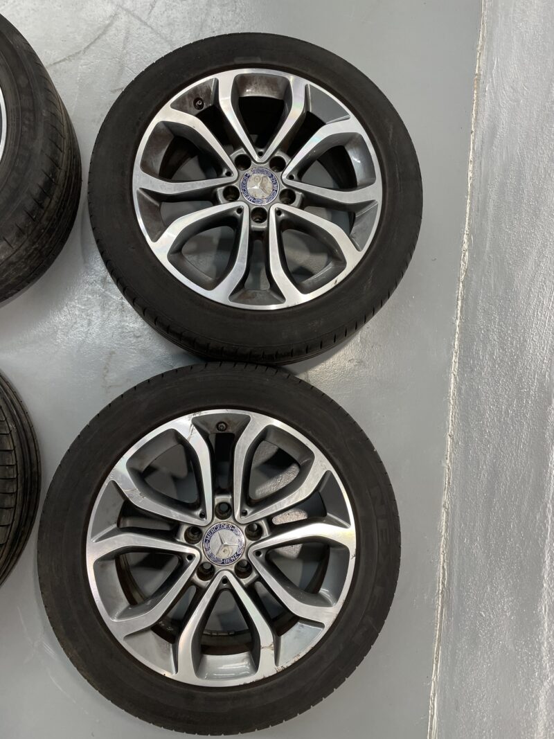 JUEGO DE 4 LLANTAS 17" MERCEDES-BENZ CLASE C - Imagen 2