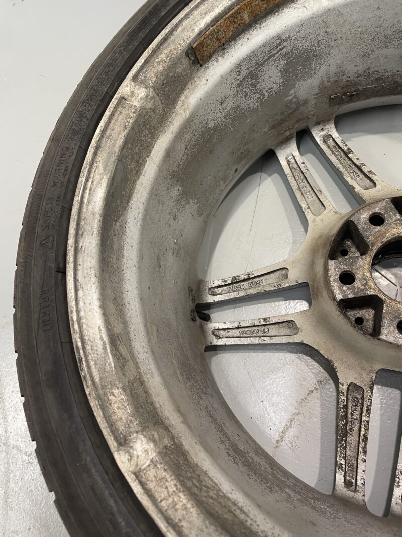 JUEGO DE 4 LLANTAS 19" NO ORIGINALES MERCEDES-BENZ MB585582 - Imagen 4