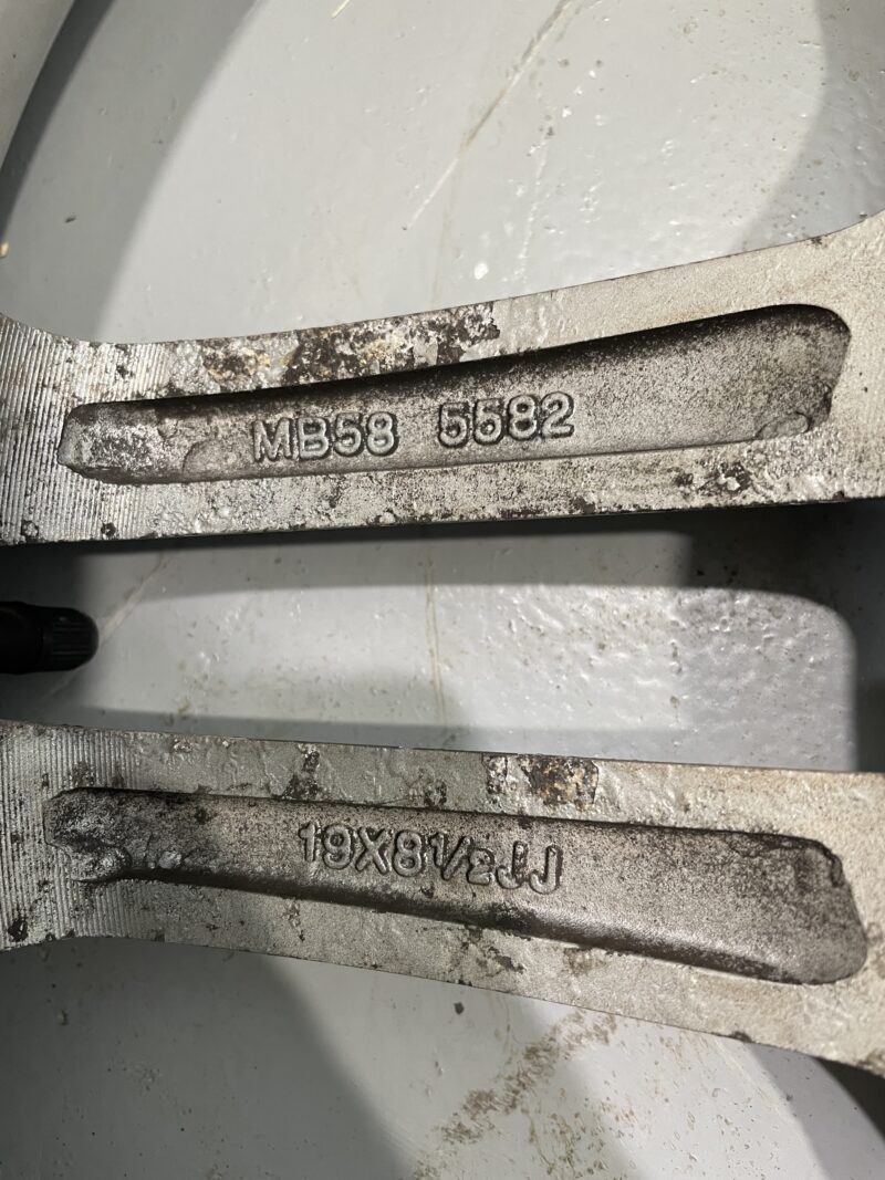 JUEGO DE 4 LLANTAS 19" NO ORIGINALES MERCEDES-BENZ MB585582 - Imagen 17