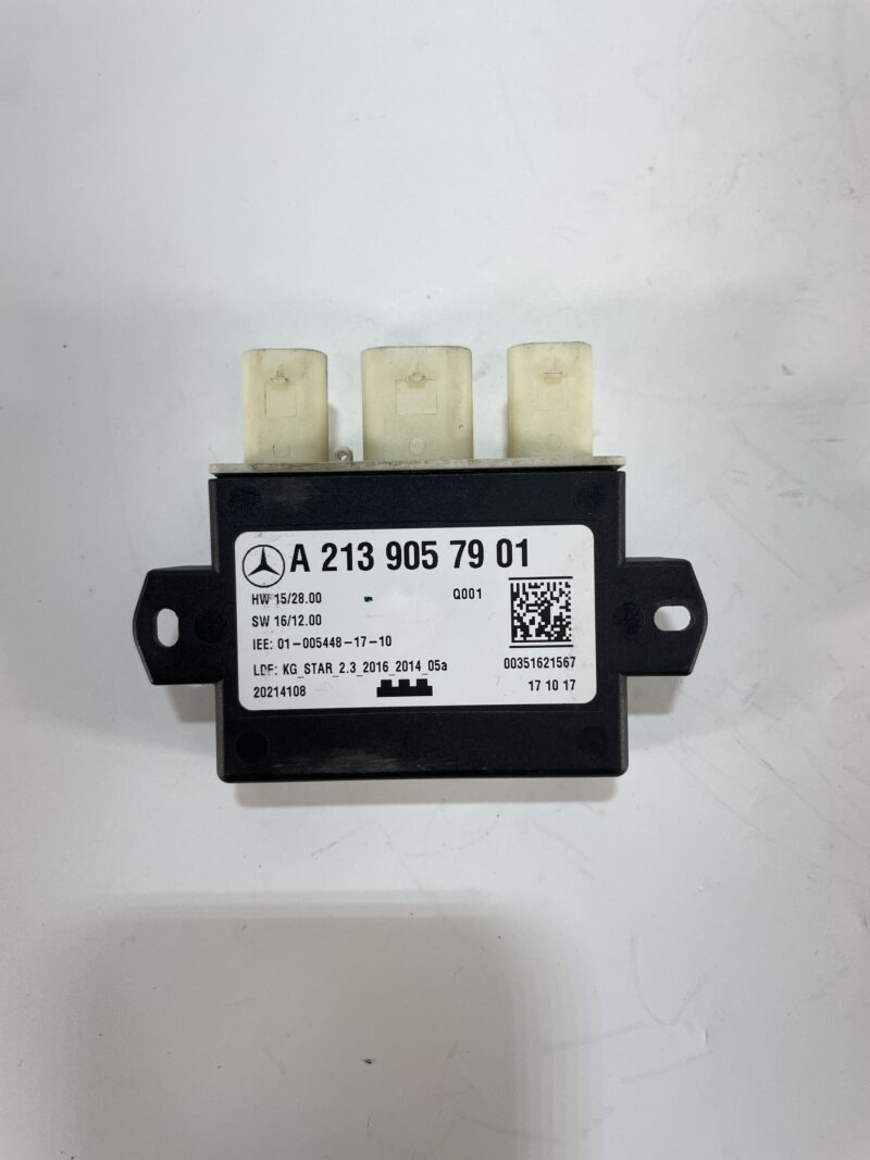MÓDULO MANDO TRASERO MERCEDES-BENZ A2139057901