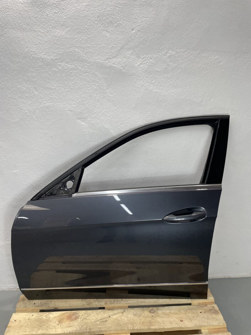 Puerta Delantera Izquierda Mercedes-Benz Clase E A2127200105