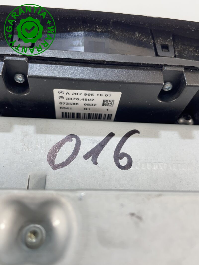 Radio Mercedes-Benz A2129008308 - Imagen 5