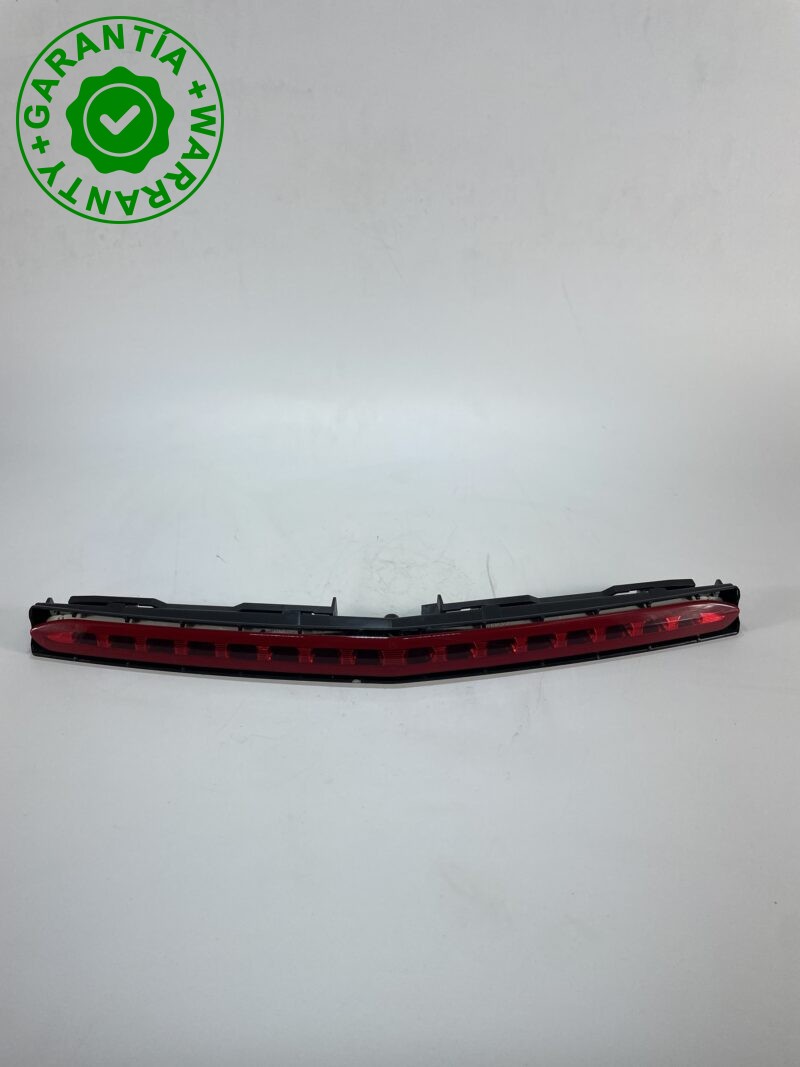 TERCERA LUZ DE FRENO MERCEDES-BENZ CLASE E 2009-2013 A2078200156
