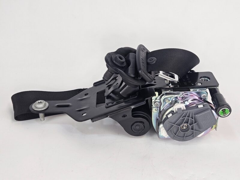 Cinturon delantero derecho Mercedes-Benz C220 CDI 620380500 - #218827 - Foto 1