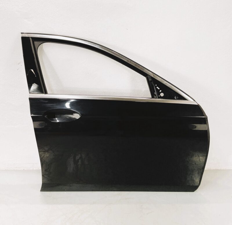 Puerta delantera derecha Mercedes-Benz Clase E - #223122 - Foto 1