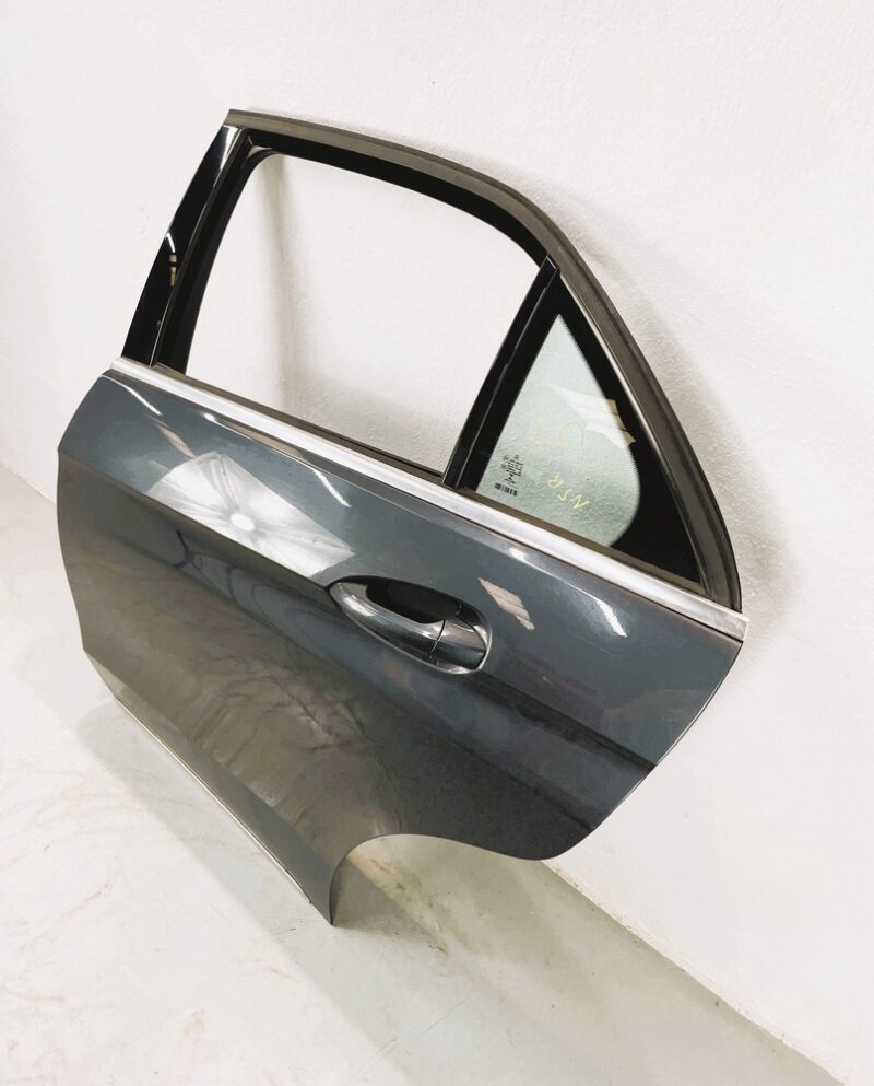 Puerta trasera izquierda Mercedes-Benz Clase E - #898615 - Foto 4