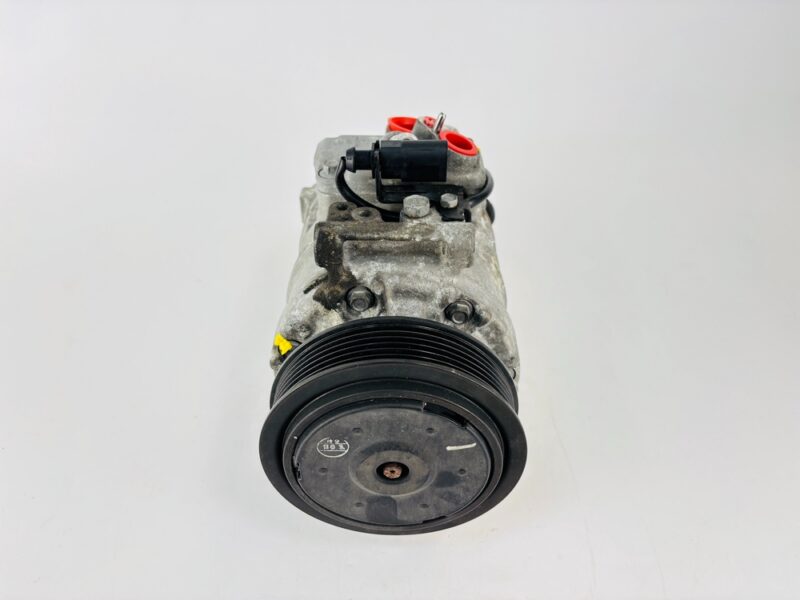 Compresor aire acondicionado Porsche Cayenne 7P0820803N - #398904 - Foto 3