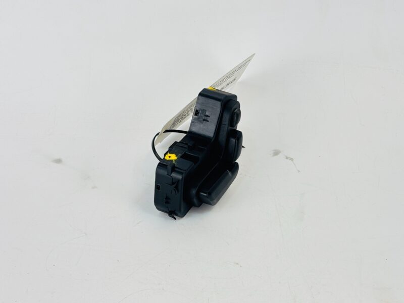 Interruptores ajuste asiento delantero derecho Mercedes-Benz ML A1669053800 - #412556 - Foto 2
