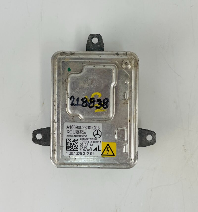 Módulo de control de faros Mercedes-Benz Clase C A1669002800 - #218838 - Foto 1