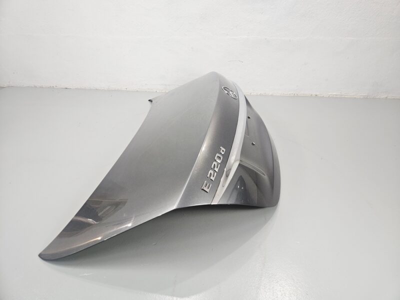Tapa maletero Mercedes-Benz Clase E - #844205 - Foto 3