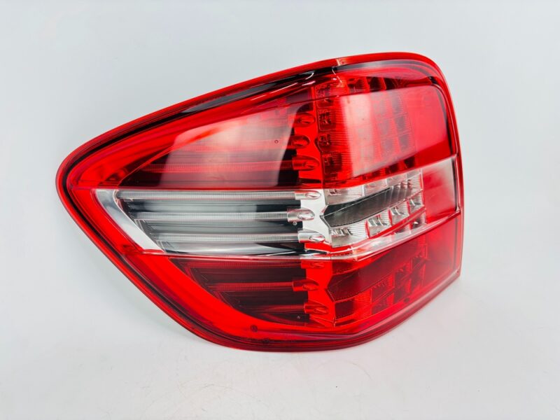 Piloto trasero izquierdo Mercedes-Benz ML A1649064600 - #784318 - Foto 2