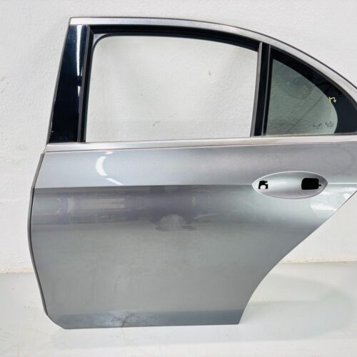Puerta trasera izquierda Mercedes-Benz Clase E A2137320110 - #844212 - Foto 1