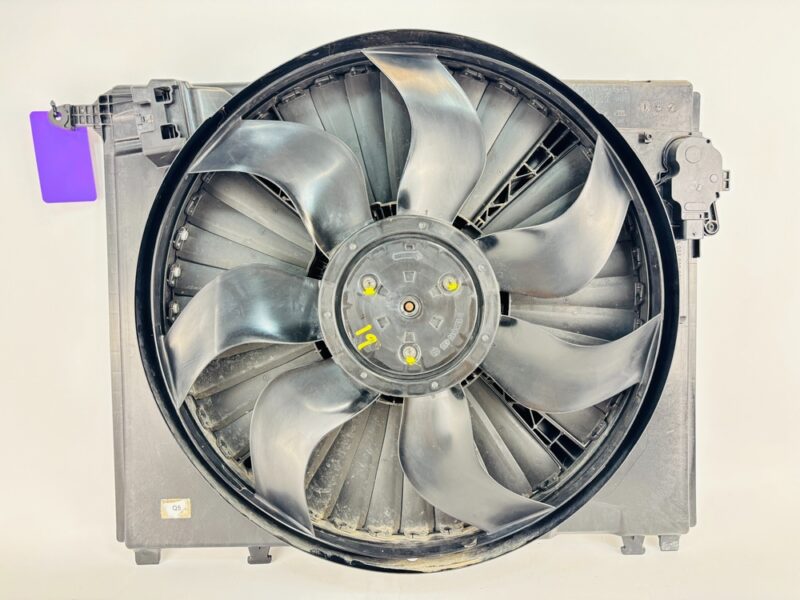 Electroventilador Mercedes-Benz Clase C A0999060812 - #902926 - Foto 1