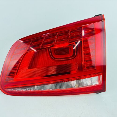 Piloto trasero derecho interior VW Touareg 7P6945308 - #541975 - Foto 1