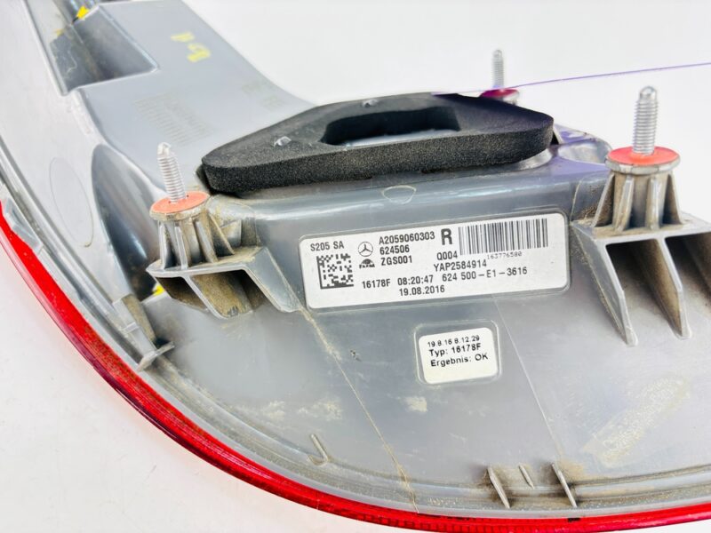 Piloto trasero derecho Mercedes-Benz Clase C A2059060303 - #902949 - Foto 6
