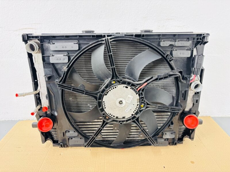 Radiadores y ventilador BMW 730d - #377905 - Foto 1