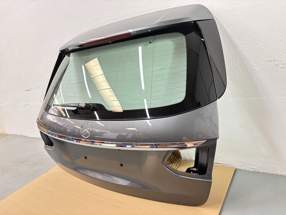 Portón Mercedes-Benz Clase C A2057400010 2 Portón Mercedes-Benz Clase C A2057400010 - #902939 - Foto 2