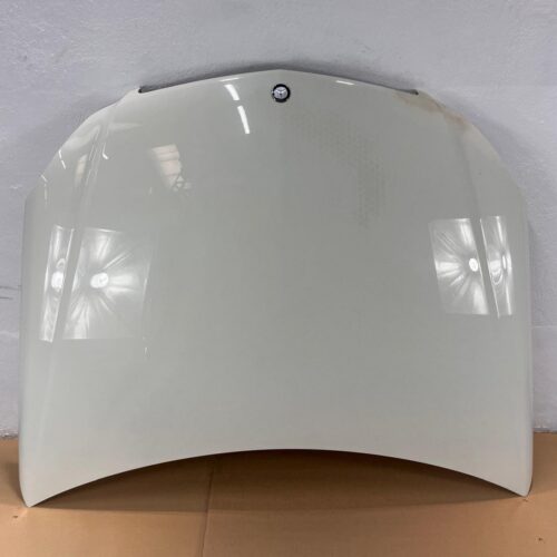 Capó Mercedes-Benz Clase C A2048800957