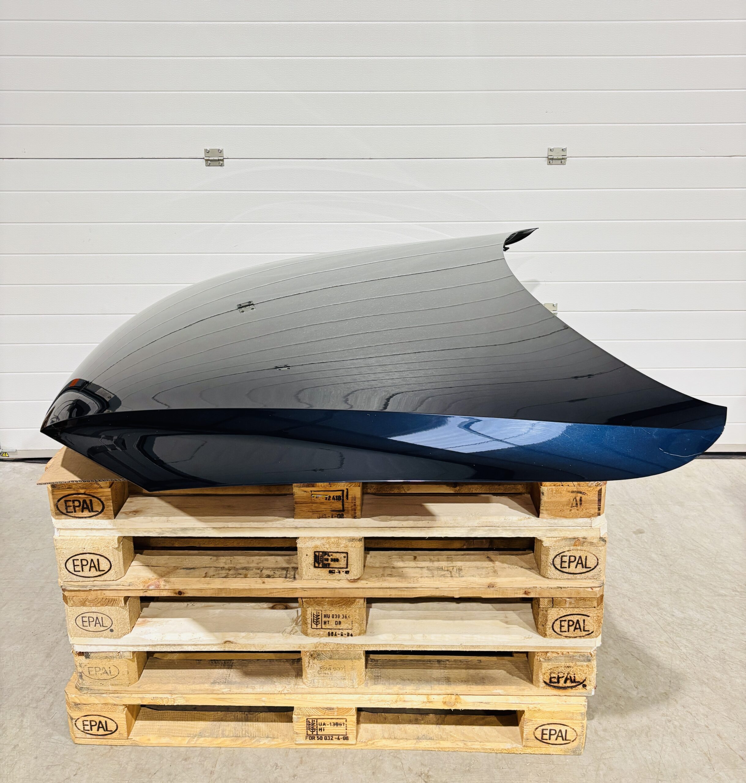 Capó VW Touareg 7P6823031 2 Capó VW Touareg 7P6823031 - Imagen 2