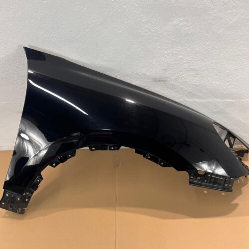 Aleta delantera derecha Porsche CAYENNE 7P6821112B