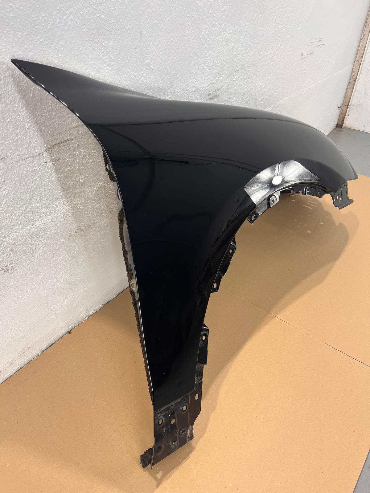 Aleta delantera derecha Porsche CAYENNE 7P6821112B 3 Aleta delantera derecha Porsche CAYENNE 7P6821112B - Imagen 3