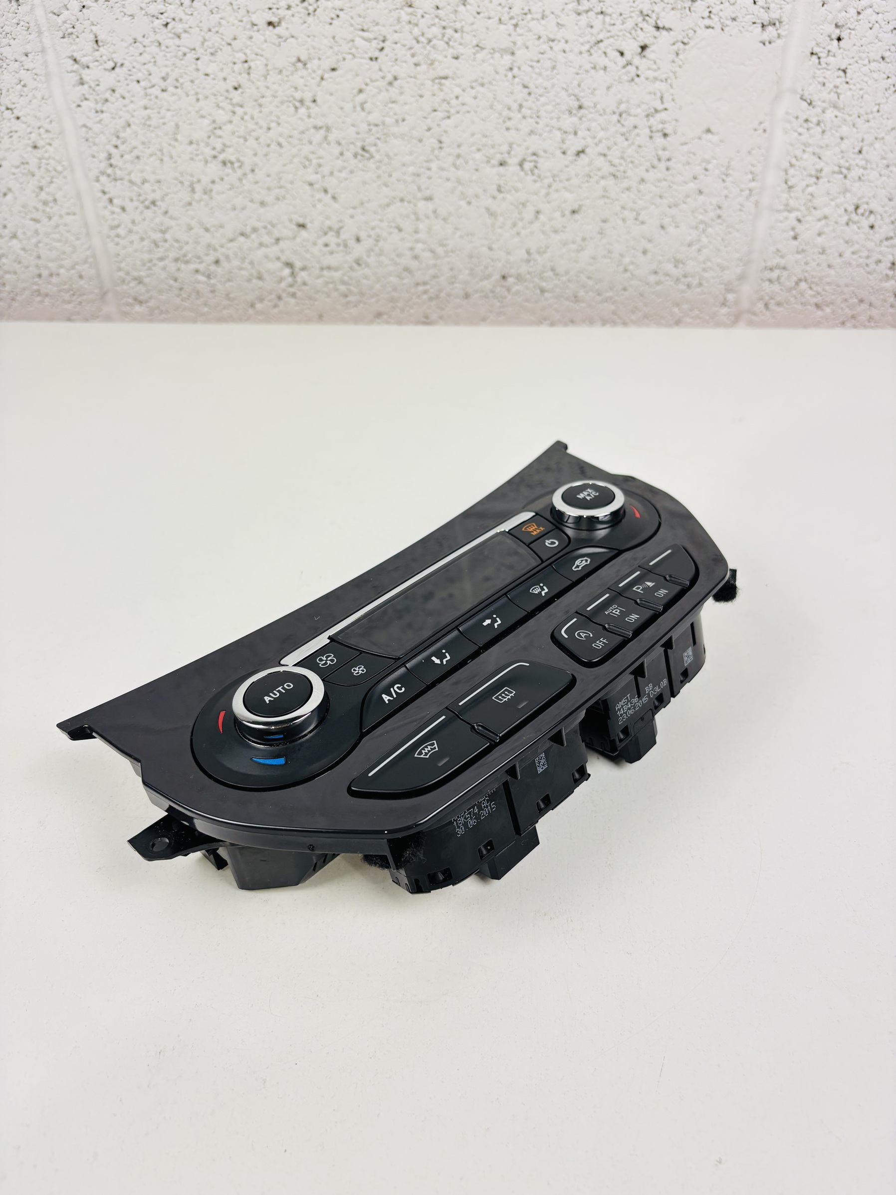 Mandos climatizador Ford Kuga 2013-2019 DV4T18C612AE - Foto 4 Mandos climatizador Ford Kuga 2013-2019 DV4T18C612AE - Imagen 4