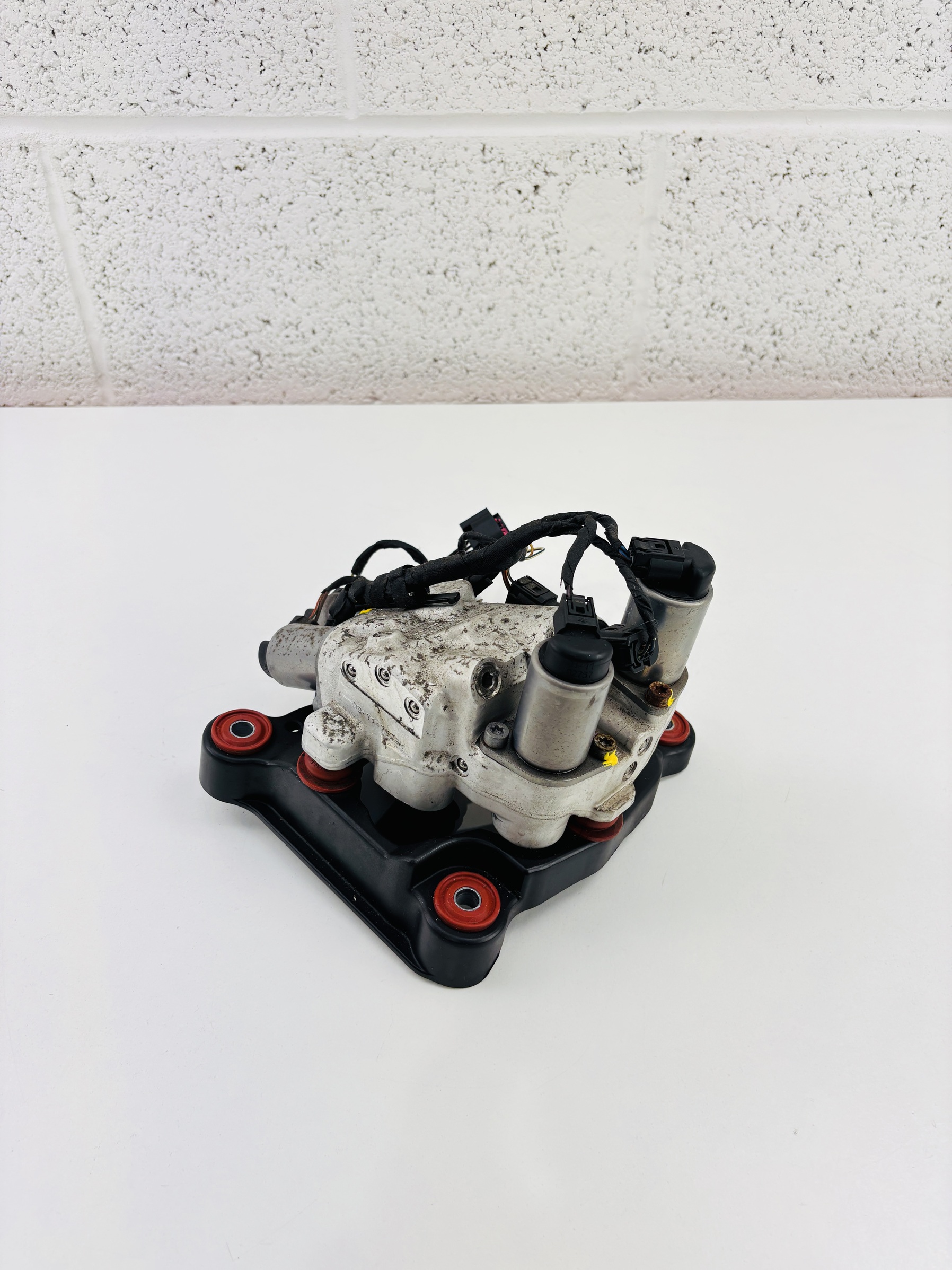 6775258 bomba suspensin bmw serie 7 5 | 6775258 Bloque válvulas suspensión dinámica BMW Serie 7 5 6775258 Bloque válvulas suspensión dinámica BMW Serie 7 - Imagen 5