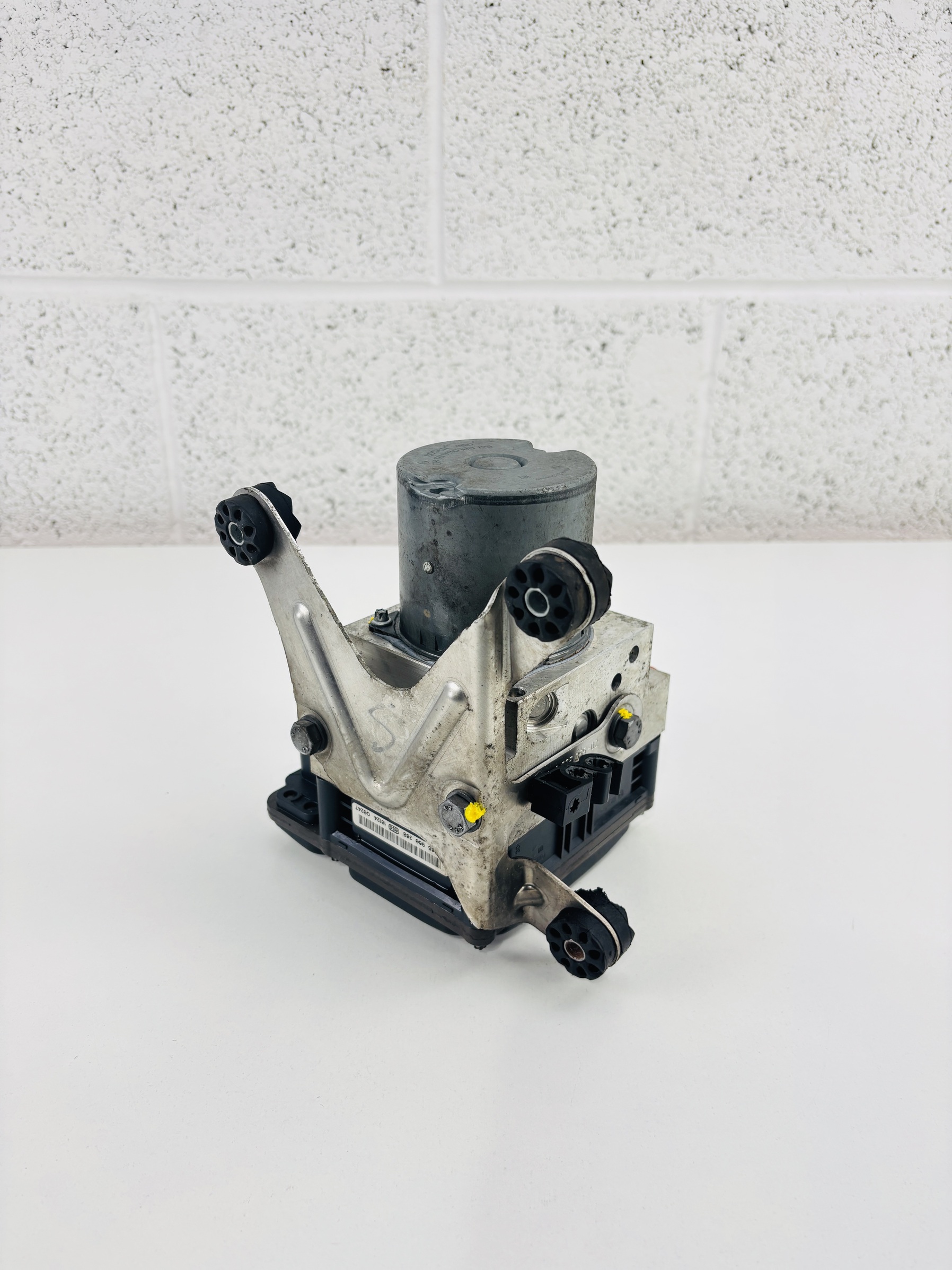 6799050 mdulo abs bmw serie 7 5 | 6799050 Módulo ABS BMW Serie 7 5 6799050 Módulo ABS BMW Serie 7 - Imagen 5