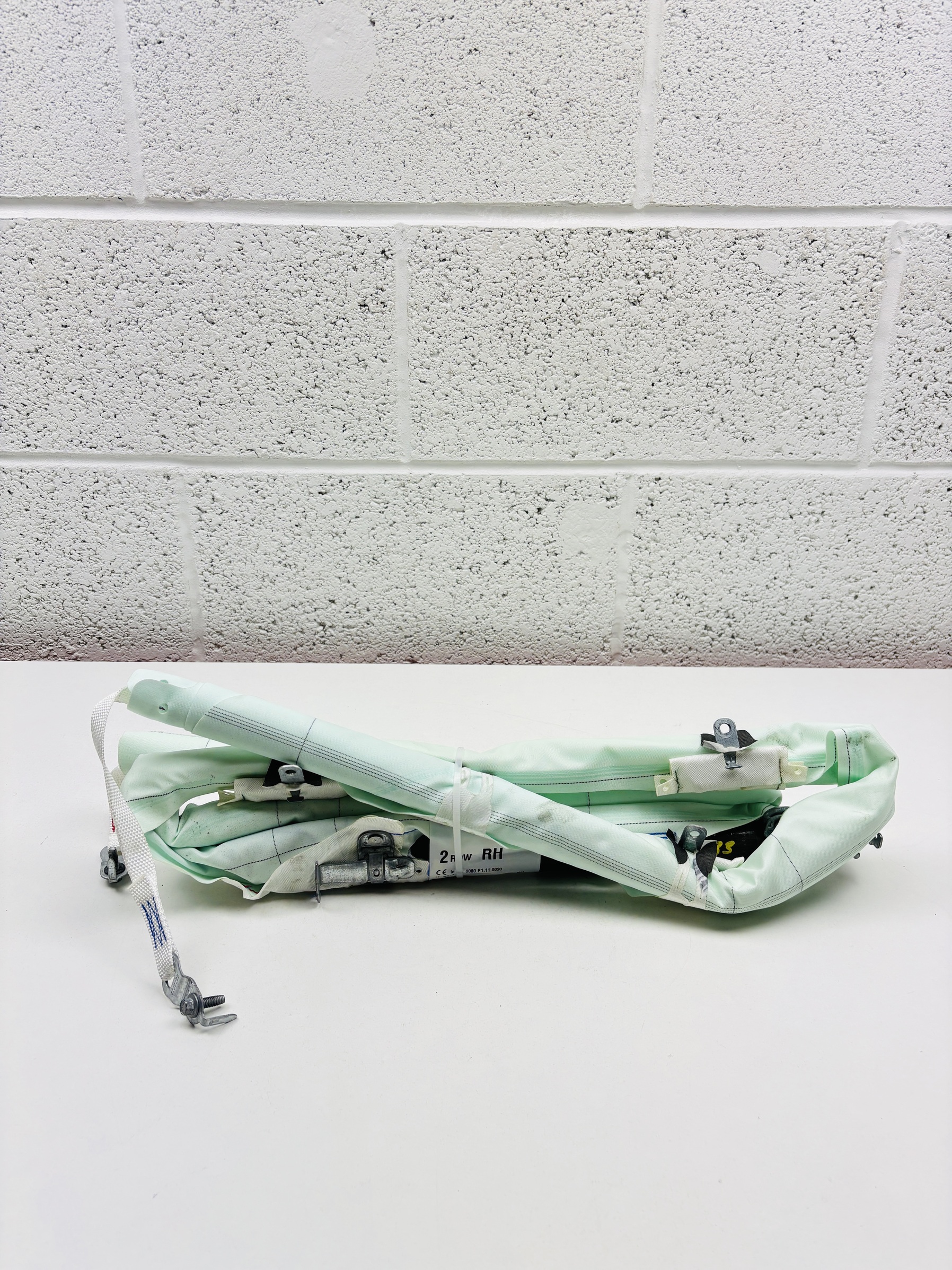 airbag cortina derecha land rover discovery sport fk7214k159ae 5 | FK7214K159AE Airbag cortina derecho Land Rover Discovery Sport 2014-2019 5 FK7214K159AE Airbag cortina derecho Land Rover Discovery Sport 2014-2019 - Imagen 5