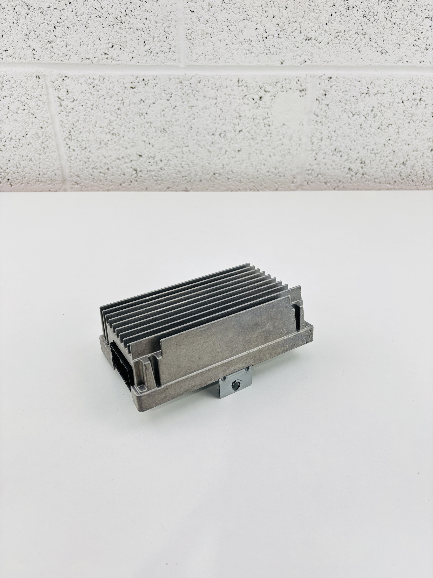 amplificador sonido bmw 9233728 3 | Amplificador sonido BMW Serie 7 9233728 3 Amplificador sonido BMW Serie 7 9233728 - Imagen 3