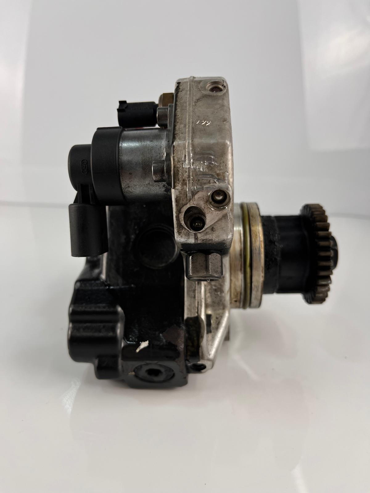 bomba inyectora mercedes benz a6420701201 4 | Bomba inyectora Mercedes-Benz ML350 Bluetec A6420701201 4 Bomba inyectora Mercedes-Benz ML350 Bluetec A6420701201 - Imagen 4