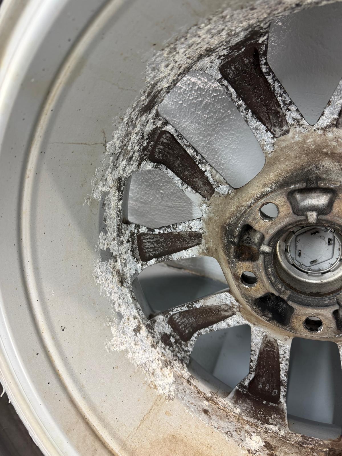 Llantas 17″ Renault Kadjar 2015-2018 403004615R - Foto 19 Llantas 17″ Renault Kadjar 2015-2018 403004615R - Imagen 19