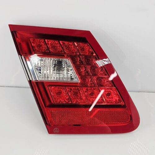 Piloto trasero izquierdo interior Mercedes-Benz Clase E 2009-2013 A2129060358