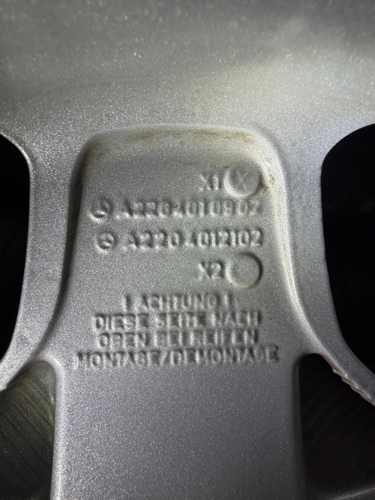 Llantas 18″ AMG Mercedes-Benz CL500 Coupé 1999-2006 A2204010802 - Foto 16 Llantas 18″ AMG Mercedes-Benz CL500 Coupé 1999-2006 A2204010802 - Imagen 16