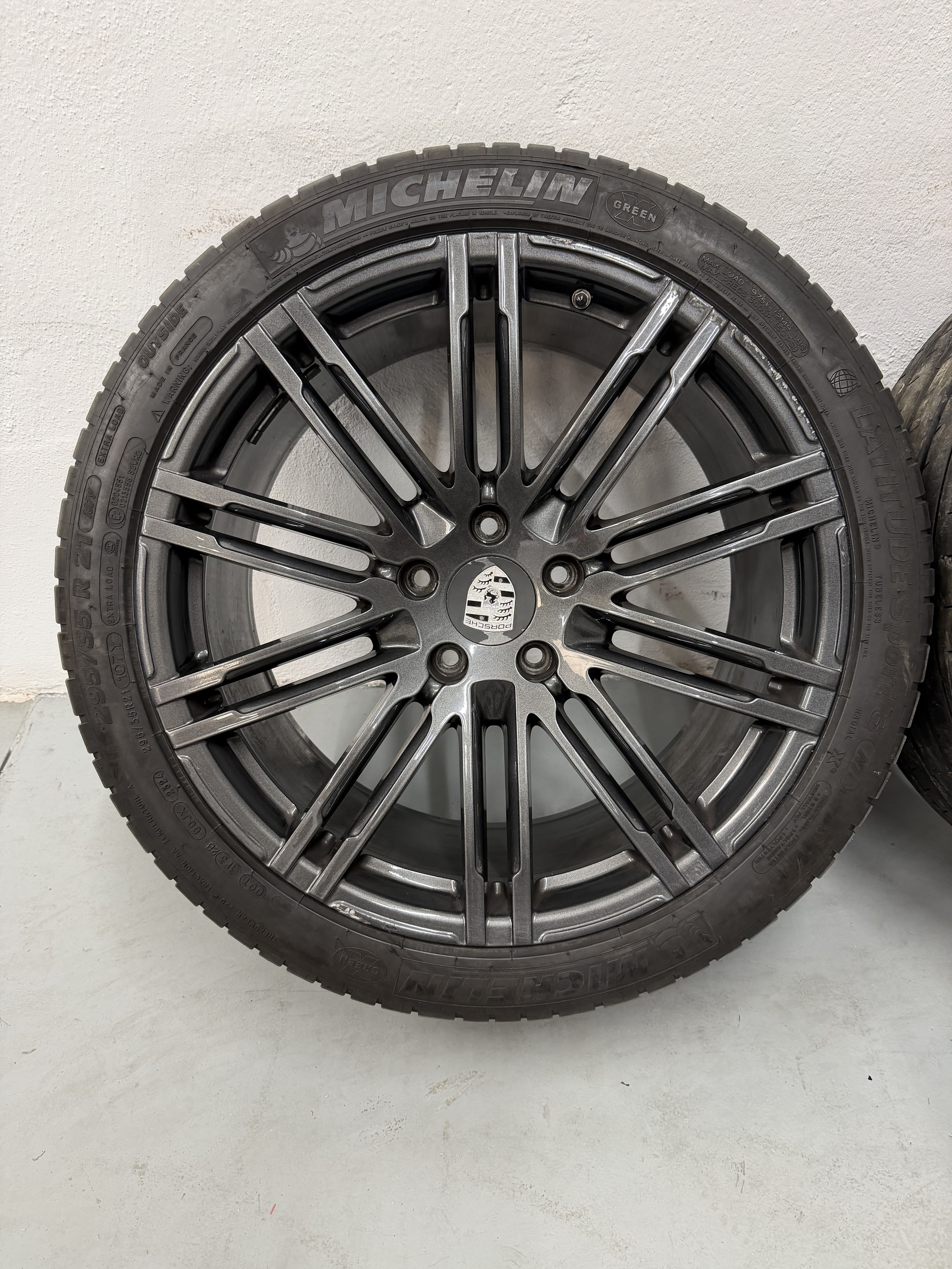 Llantas 21″ Porsche Cayenne 2010-2018 7P5601025AE - Foto 3 Llantas 21″ Porsche Cayenne 2010-2018 7P5601025AE - Imagen 3