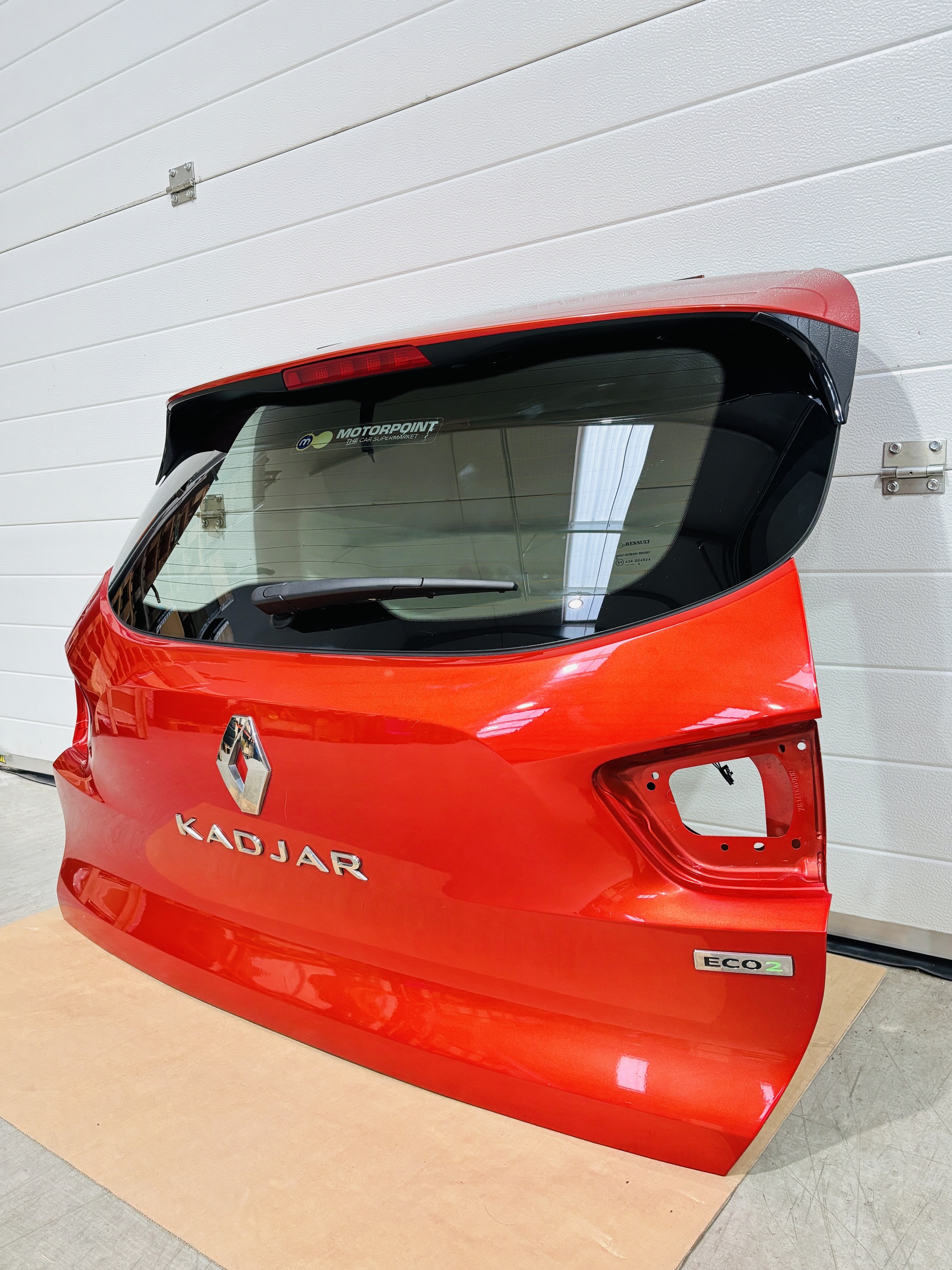 Portón Renault Kadjar 2015-2018 781416112R - Foto 2 Portón Renault Kadjar 2015-2018 781416112R - Imagen 2