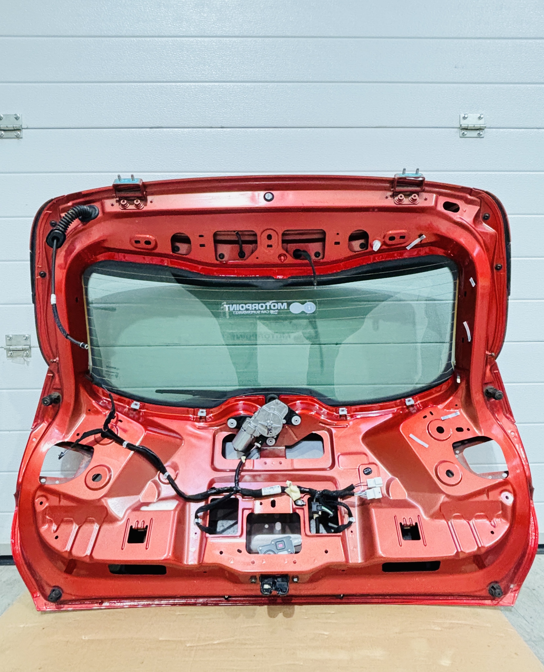 Portón Renault Kadjar 2015-2018 781416112R - Foto 4 Portón Renault Kadjar 2015-2018 781416112R - Imagen 4