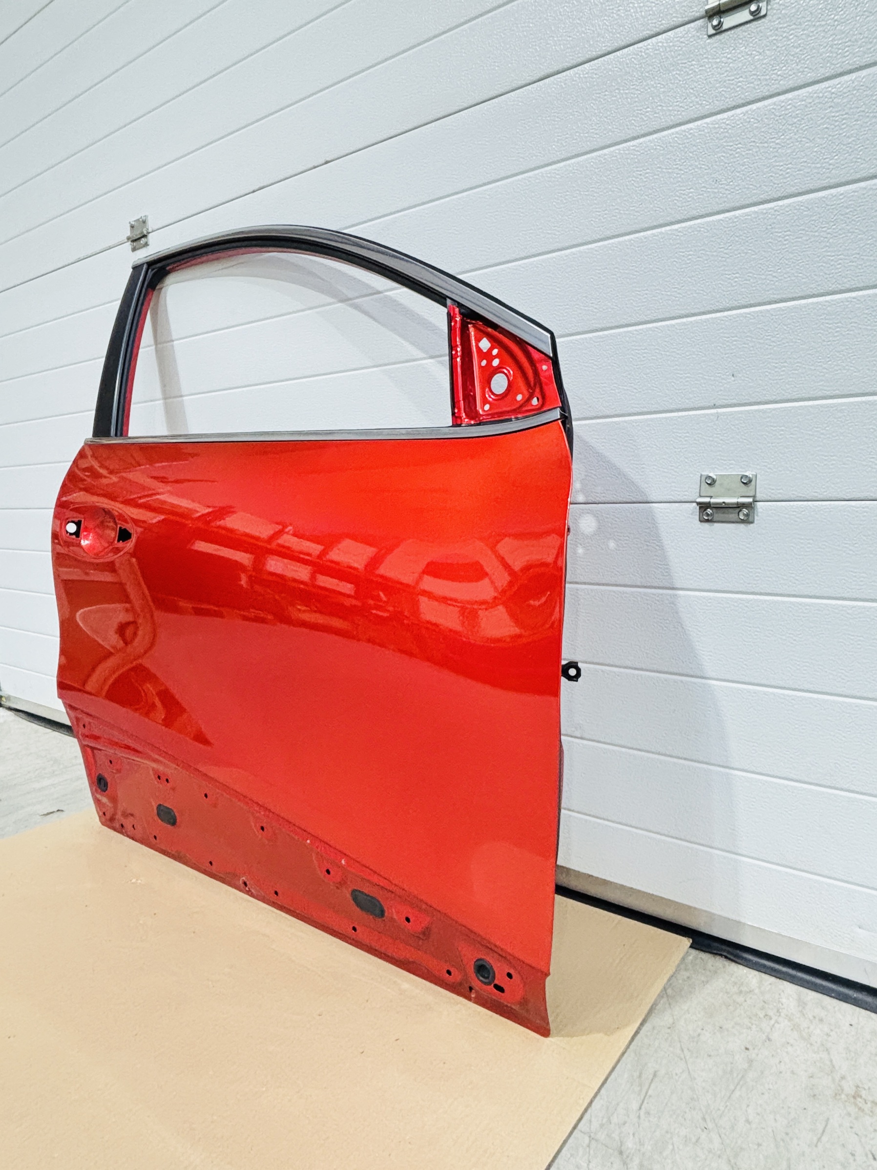 Puerta delantera derecha Renault Kadjar 2015-2018 801000704R - Foto 2 Puerta delantera derecha Renault Kadjar 2015-2018 801000704R - Imagen 2