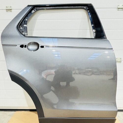 Puerta trasera derecha Land Rover Discovery Sport 2014-2019 LR061284