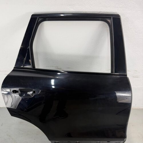 Puerta trasera derecha VW Touareg 2010-2018 7P0833312